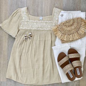 Gauzy Embroidery Top